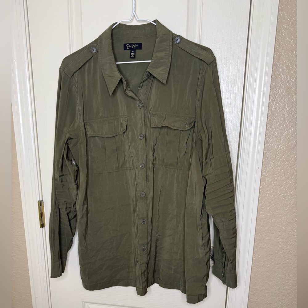 Jessica Simpson long sleeve button down